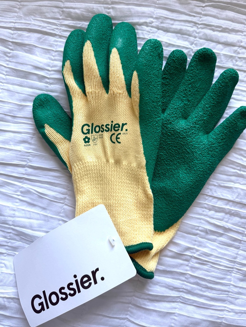 NWT Glossier Fleur Gardening Gloves